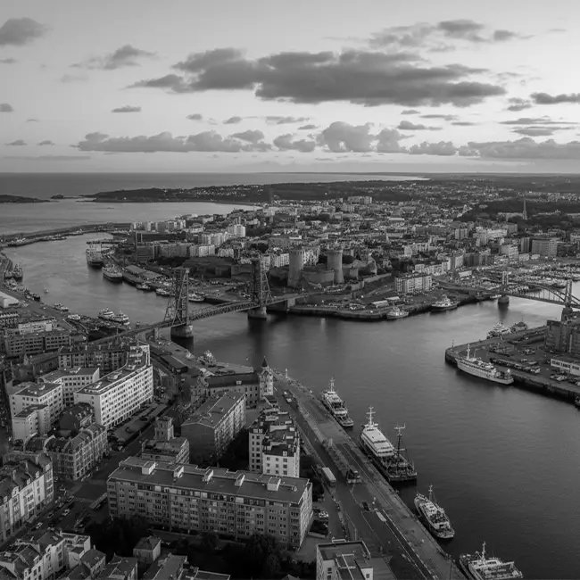 prise de vue de brest en noir et blanc en bretagne pour enquete privé détective aquila