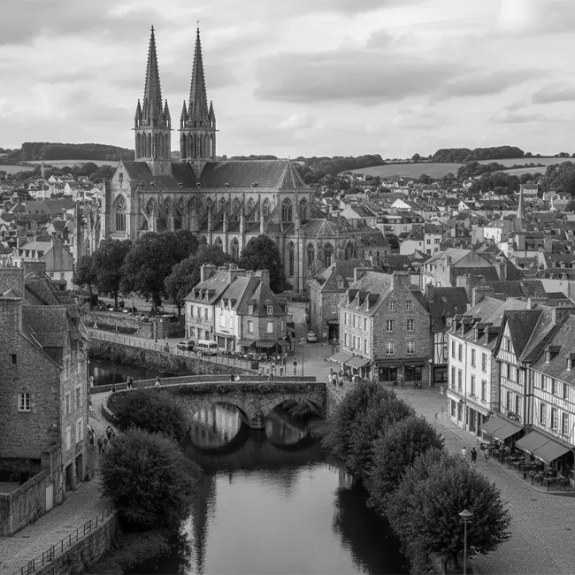 Photo de quimpert en bretagne pour enquete privé détective aquila